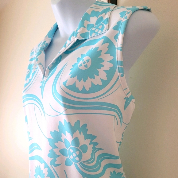 IZOD Sleeveless Top - Picture 5 of 12